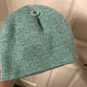 🛑Light blue sparkly winter beanie